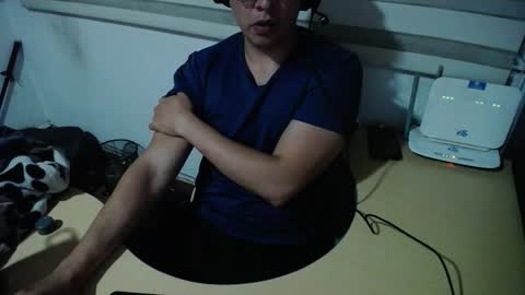 powerfulzeus2 online show from September 23, 2:14 am