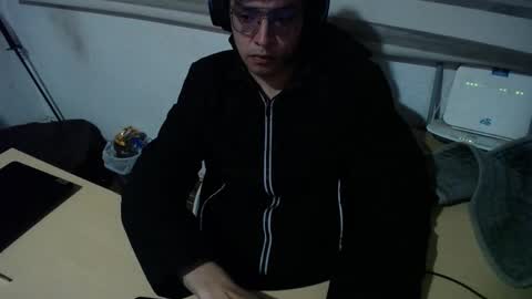 powerfulzeus2 online show from January 6, 1:09 am