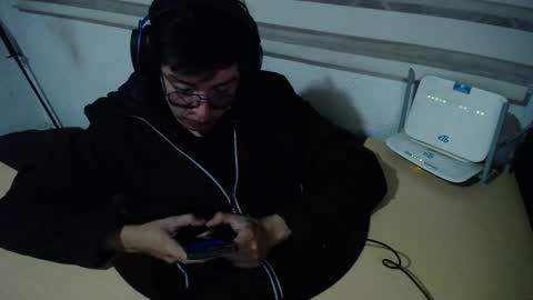 powerfulzeus2 online show from January 10, 2:46 am