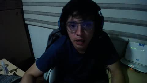 powerfulzeus2 online show from February 3, 2:53 am