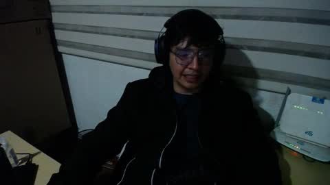 powerfulzeus2 online show from February 3, 6:40 am