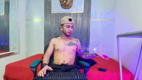   online show from June 8, 3:18 am