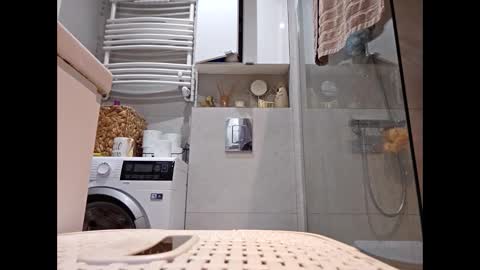 Snapshot of powermute22 chatting on October 15, 8:03 am Big Dick online show from October 15, 8:03 am