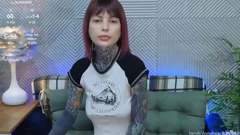 Snapshot of powerrr_ chatting on February 20, 6:26 am Lola online show from February 20, 6:26 am