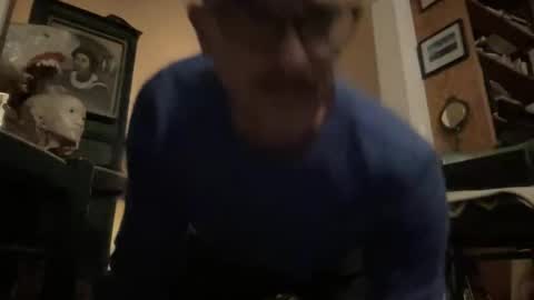 Snapshot of ppushwell chatting on November 16, 5:24 am ppushwell online show from November 16, 5:24 am