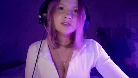 pr_in_cess_ online show from September 23, 7:50 pm