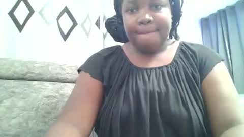 Snapshot of precious_ddy chatting on December 20, 6:37 pm precious_ddy online show from December 20, 6:37 pm