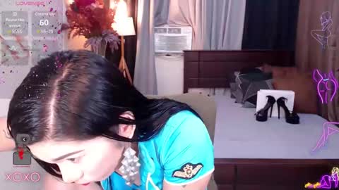 Snapshot of preciousrosedoll chatting on December 3, 11:57 pm Rosedoll online show from December 3, 11:57 pm