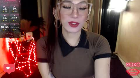 Snapshot of preciousrosedoll chatting on October 28, 12:36 am Rosedoll online show from October 28, 12:36 am