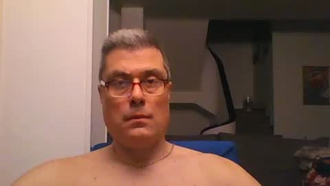 prendimisubito online show from April 2, 12:08 am