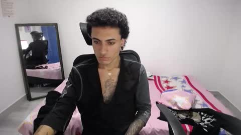 Plux online show from November 10, 5:28 am