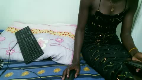 preshty online show from October 6, 8:01 am