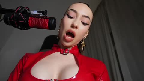 I take a break from streaming  since 17th of Novermber until 1st December online show from May 27, 1:57 am