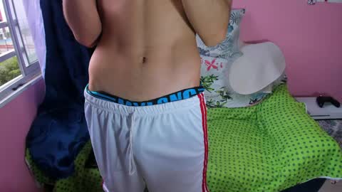 Snapshot of pressure_xxx_420 chatting on April 2, 12:14 pm PRESSURE online show from April 2, 12:14 pm