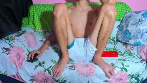 Snapshot of pressure_xxx_420 chatting on April 19, 8:46 am PRESSURE online show from April 19, 8:46 am