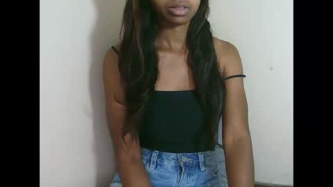 Snapshot of prettiethalia chatting on October 23, 7:45 pm prettiethalia online show from October 23, 7:45 pm