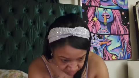 Yasmine pretty online show from January 8, 2:25 am