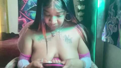 Yasmine pretty online show from March 27, 12:05 am