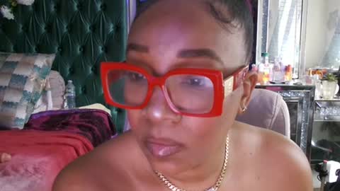 Yasmine pretty online show from June 23, 7:12 pm
