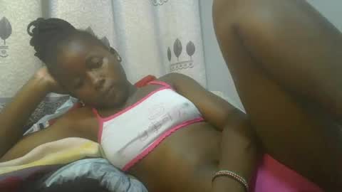 abella online show from February 3, 12:03 pm