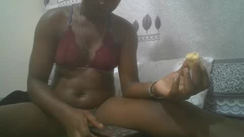 abella online show from February 17, 7:26 am