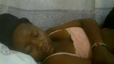 abella online show from October 10, 4:44 am