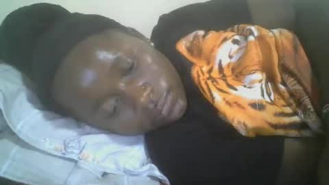 abella online show from October 26, 9:31 pm