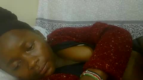 abella online show from October 27, 8:24 pm