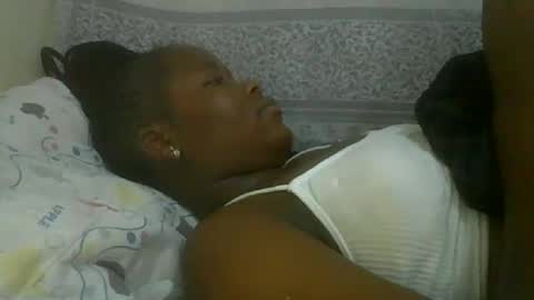 abella online show from November 3, 7:53 am