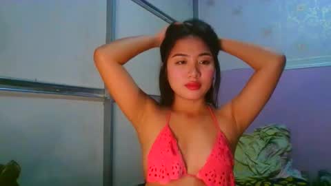 Snapshot of pretty_am chatting on April 12, 5:07 pm pretty_am online show from April 12, 5:07 pm