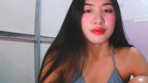 Snapshot of pretty_am chatting on April 14, 4:13 pm pretty_am online show from April 14, 4:13 pm