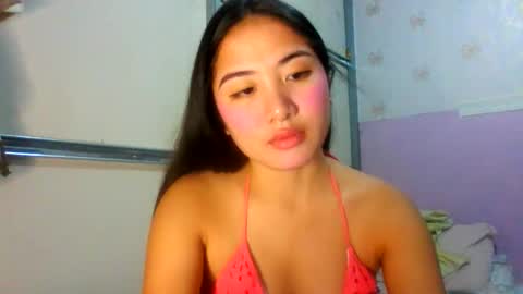 Snapshot of pretty_am chatting on May 10, 5:29 pm pretty_am online show from May 10, 5:29 pm