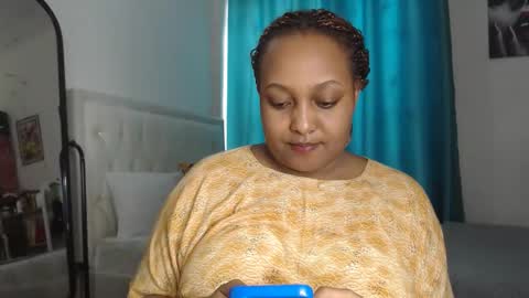 Snapshot of pretty_annah chatting on May 10, 10:42 am Annah online show from May 10, 10:42 am