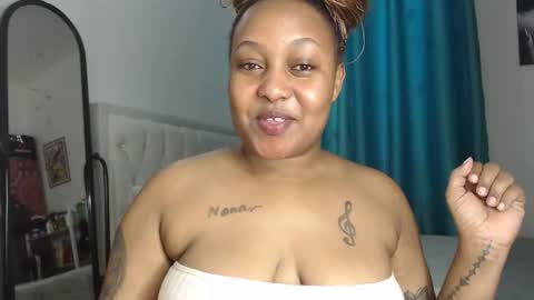 Snapshot of pretty_annah chatting on May 14, 10:00 am Annah online show from May 14, 10:00 am