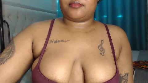 Snapshot of pretty_annah chatting on June 21, 1:57 pm Annah online show from June 21, 1:57 pm