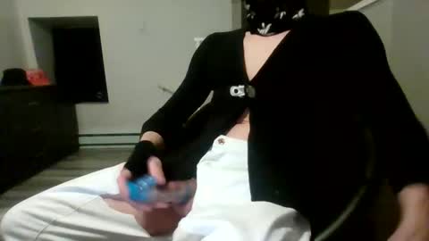 pretty_boy321 online show from January 17, 4:17 am