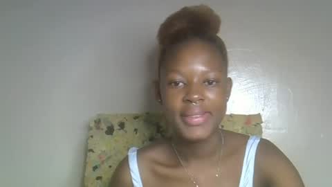 Snapshot of pretty_bright chatting on July 5, 4:19 am Bright online show from July 5, 4:19 am