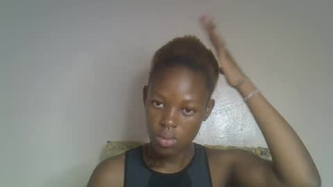 Snapshot of pretty_bright chatting on July 6, 3:14 am Bright online show from July 6, 3:14 am