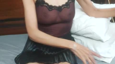 Snapshot of pretty_cat1 chatting on October 10, 8:52 pm pretty_cat1 online show from October 10, 8:52 pm