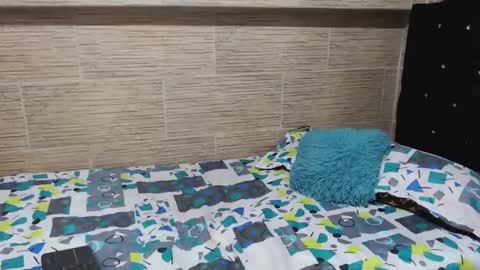 pretty_cristal22 online show from January 17, 10:45 pm