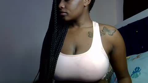Snapshot of pretty_daina3 chatting on June 14, 9:44 am pretty_daina3 online show from June 14, 9:44 am