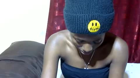 pretty_ebby online show from February 11, 6:35 pm