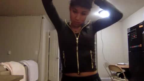 pretty_girl828687 online show from November 21, 12:10 am