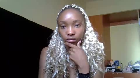 Snapshot of pretty_jazmine chatting on February 11, 4:28 am Jaz online show from February 11, 4:28 am