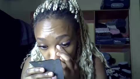 Snapshot of pretty_jazmine chatting on February 23, 2:31 am Jaz online show from February 23, 2:31 am