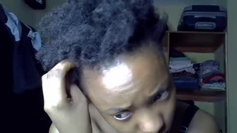 Snapshot of pretty_jazmine chatting on February 27, 2:11 am Jaz online show from February 27, 2:11 am