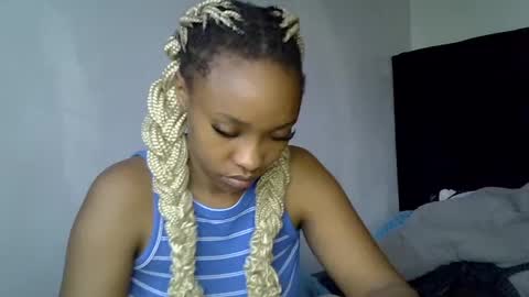 Snapshot of pretty_jazminee chatting on June 13, 1:53 pm pretty jazminee online show from June 13, 1:53 pm