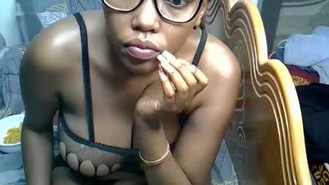 katrina online show from March 16, 11:03 am