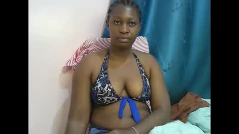 pretty_kylah online show from October 5, 11:57 pm
