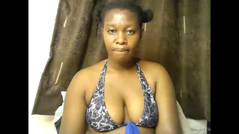 pretty_kylah online show from March 26, 10:15 pm